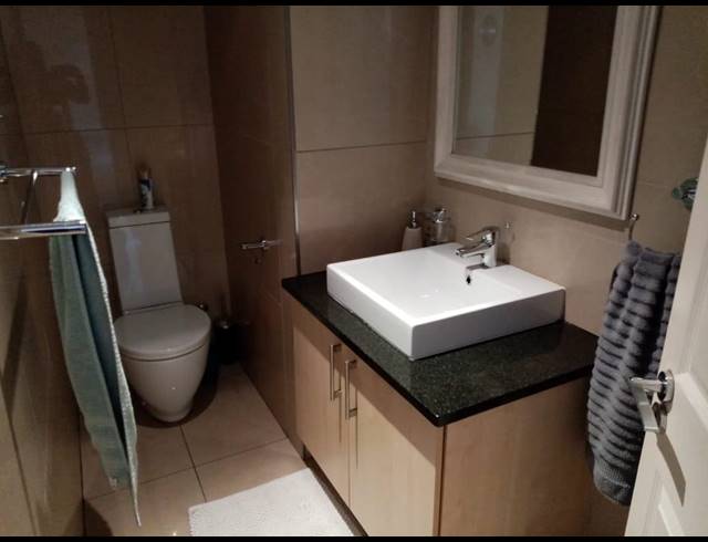 2 BEDROOM APARTMENT FOR SALE IN POINT WATERFRONT